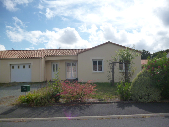 AIV130M-Maison-a-vendre-La-Ferriere-Adrast-Immobilier